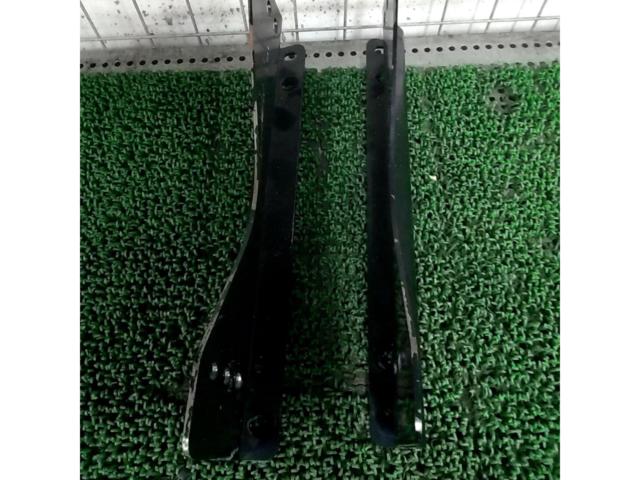 Unknown Manufacturer
Side adapter
