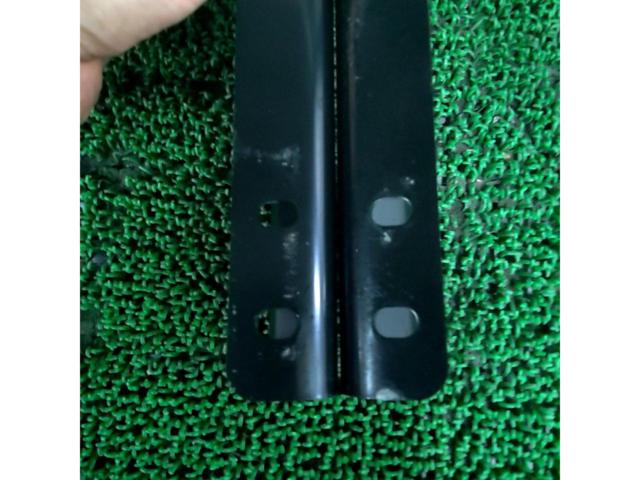 Unknown Manufacturer
Side adapter