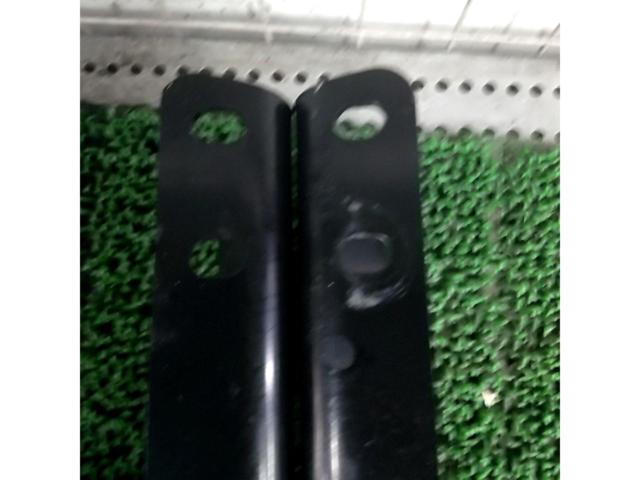 Unknown Manufacturer
Side adapter