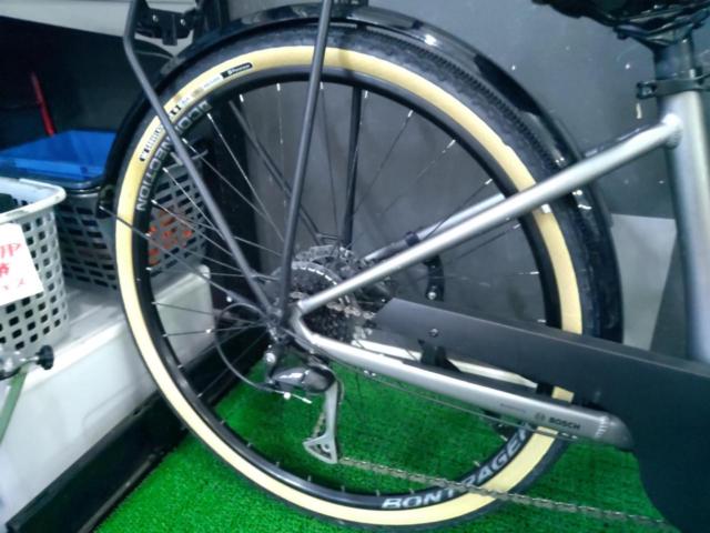 TREK Verve+2 36V 8.2Ah 700c E-BIKE 電動クロスバイク グレー