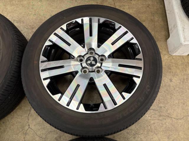 Mitsubishi
Delica D: 5 / CV1W
Medium term
Original wheel
+
YOKOHAMA
GEOLANDAR
SUV
G055