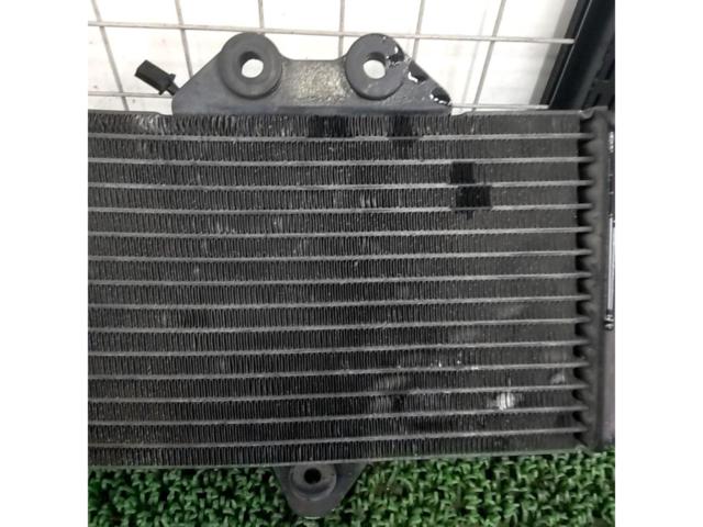 HONDA
Genuine radiator
VTR250 (MC33)