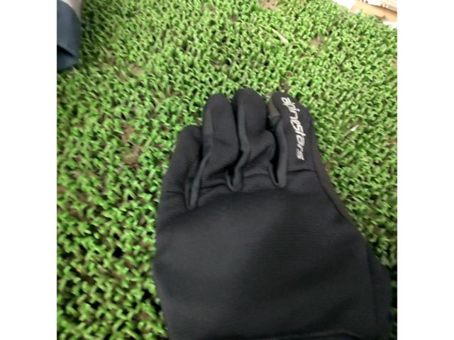 Size MALPINESTARS
REEF
GLOVES (Leaf Gloves)