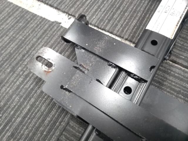 カワイ製作所 シートレール【RH･運転席側】