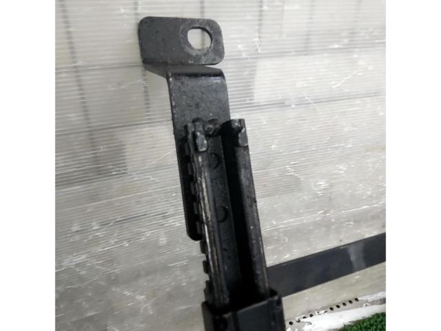 Kawai Works
Recaro bottom-mount seat rails
RH Fairlady Z/Z33