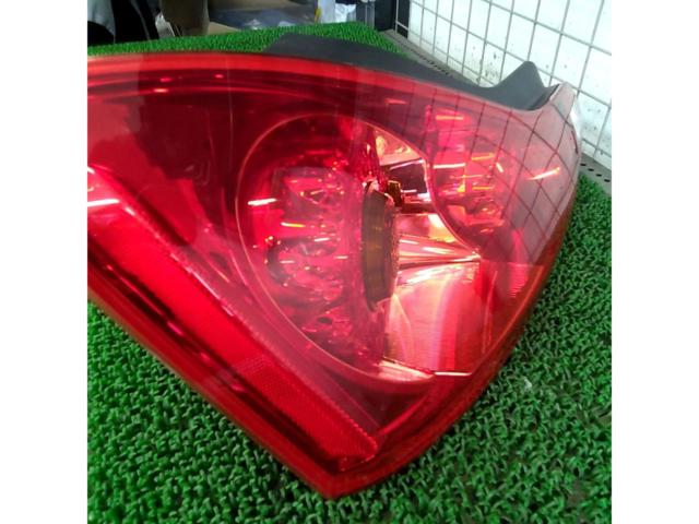 NISSAN スカイライン/CVK36 クーペ 純正テールレンズ
