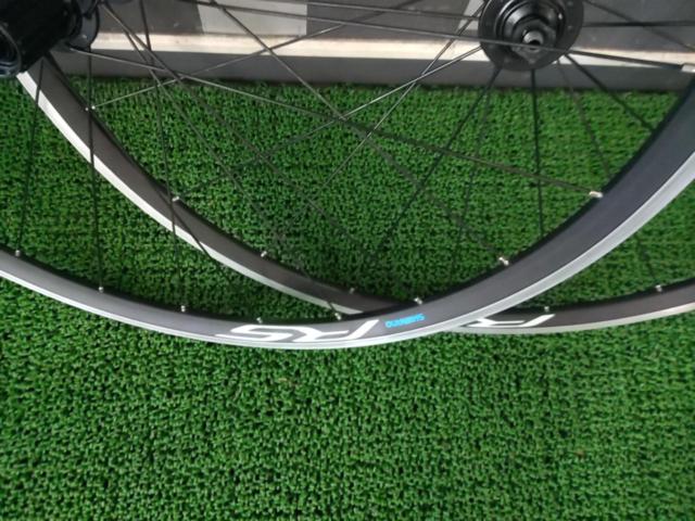 SHIMANO WH-RS0100/622x17 700c前後ホイールセット