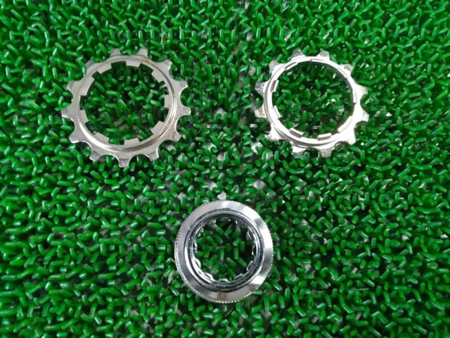 10S SHIMANO 105 CS-5700 12-27T カセットスプロケット