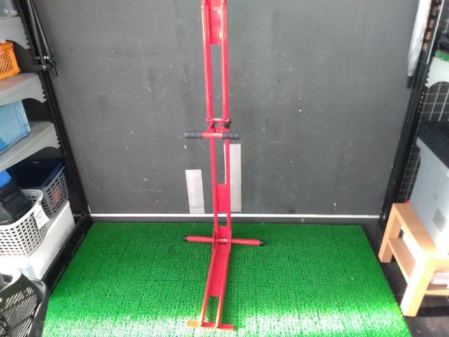CS-650 サイクルロッカー クランクストッパースタンド レッド