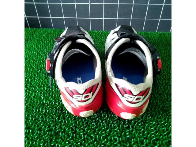 サイズ:41 SIDI Genius 5-Fit Carbon 3穴クリート対応ビンディングシューズ ホワイト