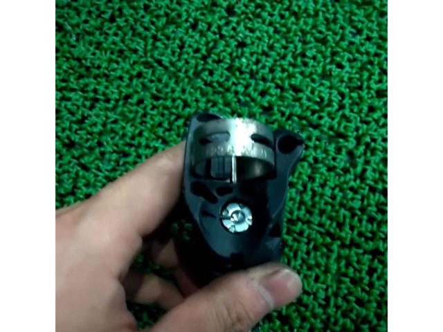 SHIMANO ST-R2000-L ※ブラケットフード欠品・空打ちあり・タッチアップ跡あり
