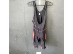 サイズ:M PEARL IZUMI ビブショーツ ブラック/レッド