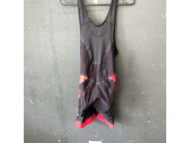 サイズ:M PEARL IZUMI ビブショーツ ブラック/レッド