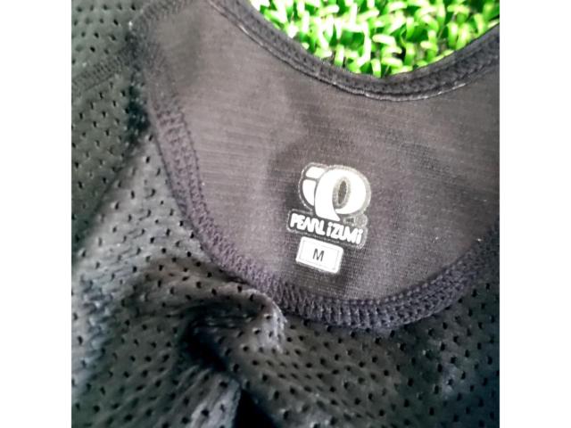 サイズ:M PEARL IZUMI ビブショーツ ブラック/レッド