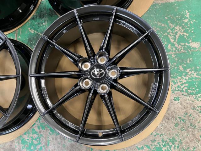TOYOTA
GR Yaris
RZ
High
Performance
Made BBS
Genuine forged wheel