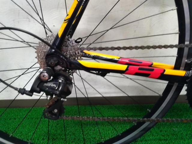 ※FD調整ボルト固着 CANNONDALE CAAD8 2017年モデル 700×25c 2×9s アルミフレームロードバイク ミッドナイトブルー サイズ:56 参考サイズ:175-185cm