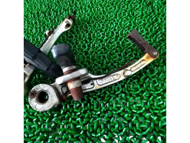 ※固定ボルト無し TEKTRO 847A Vブレーキ シルバー