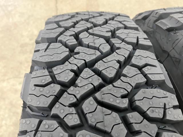 Set of 5 BFGoodrich
ALL-Terrain
T / A
KO3