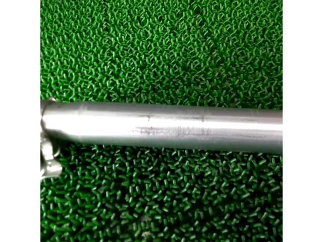 Φ26.8/180mm STRONG シートポスト シルバー