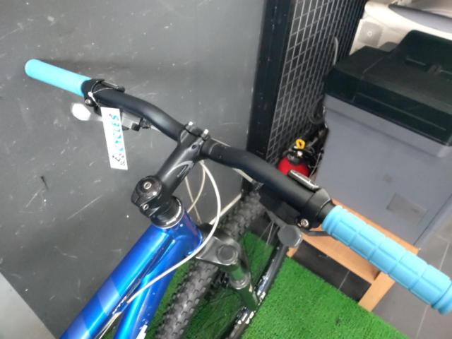 GIANT XTC850 2008年モデル 26インチMTB 3×8S ブルー ※後輪振れ大 フロント変速要調整サスペンション状態未確認