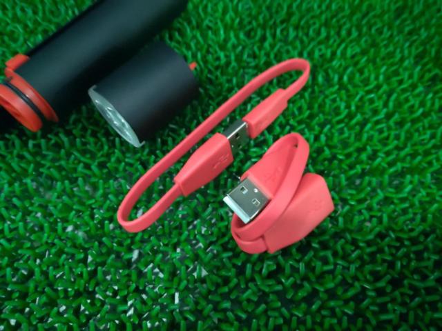 3350mAh/600LUMENS/ブラケット無し Knog PWR BANK モバイルバッテリー機能付きバッテリー/ライトセット