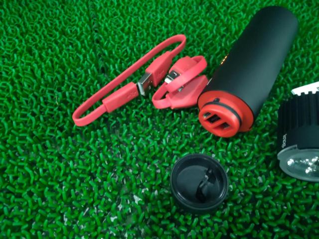 5000mAh/1000LUMENS/ブラケット無し Knog PWR BANK モバイルバッテリー機能付バッテリー/ライトセット