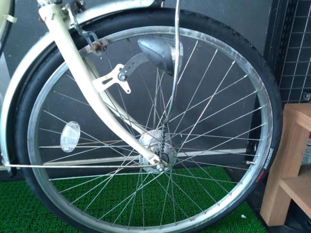 メーカー不明 AVEC VENT  24インチシングルギアシティサイクル アイボリー