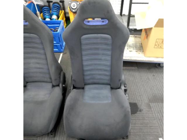 NISSAN
Skyline GT-R / BCNR33
Genuine driver's and passenger's side seats (set)