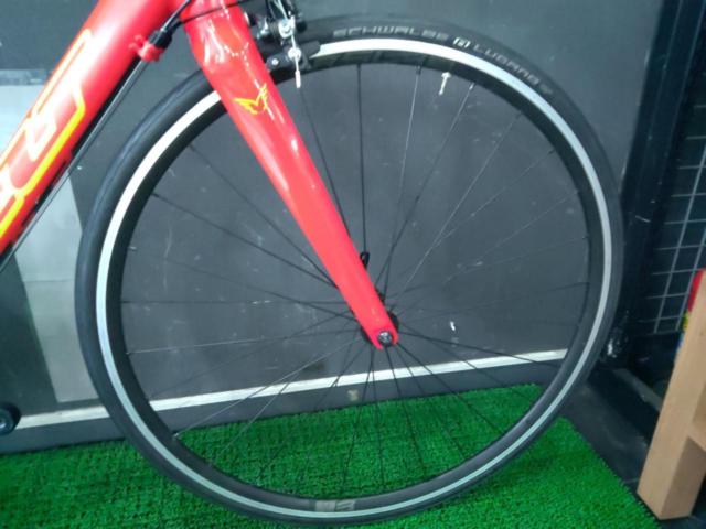 FELT F75 2016年モデル アルミロードバイク 700×23C SHIMANO105 2×11S アルミロードバイク サイズ:51 適正身長:160-175cm