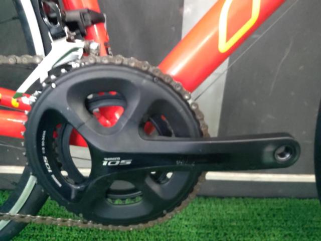FELT F75 2016年モデル アルミロードバイク 700×23C SHIMANO105 2×11S アルミロードバイク サイズ:51 適正身長:160-175cm