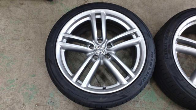 Nissan
Fuga / Y50
Original wheel
+
MINERVA
RADIAL
F205 + MINERVA
RADIAL
F205