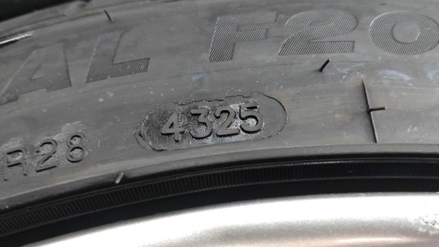 Nissan
Fuga / Y50
Original wheel
+
MINERVA
RADIAL
F205 + MINERVA
RADIAL
F205