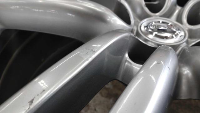 Nissan
Fuga / Y50
Original wheel
+
MINERVA
RADIAL
F205 + MINERVA
RADIAL
F205