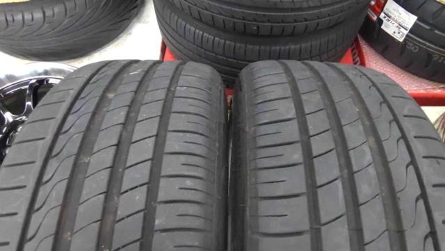 Nissan
Fuga / Y50
Original wheel
+
MINERVA
RADIAL
F205 + MINERVA
RADIAL
F205