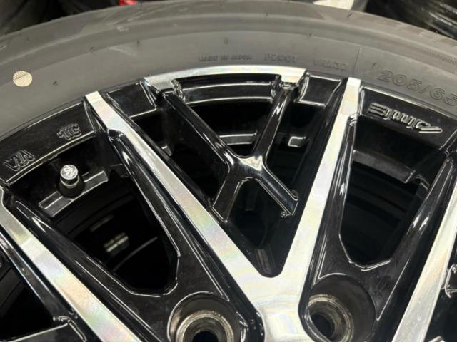 KYOHO SMACK GRAIVE +BRIDGESTONE BLIZZAK VRX3