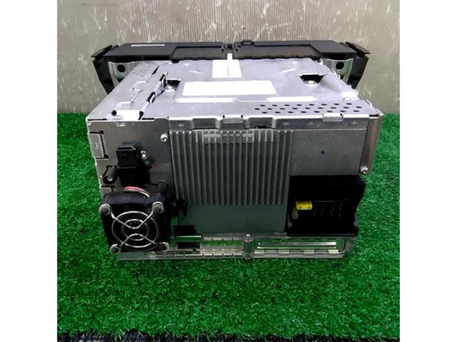 Wakeari
BMW
X5
E70
Genuine CCC Navigation Unit/CD/DVD Player