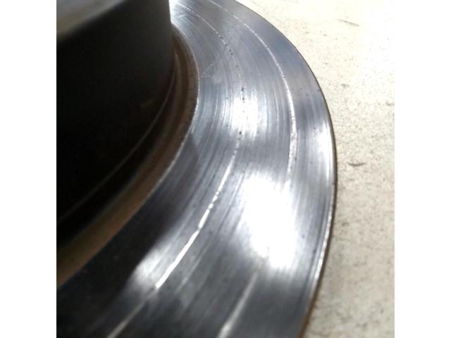 Genuine Suzuki front brake rotor for Jimny Sierra/JB43W