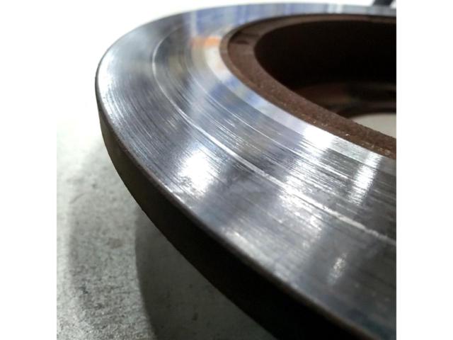 Genuine Suzuki front brake rotor for Jimny Sierra/JB43W