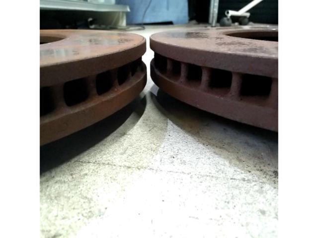 Wakeari
Nissan genuine
Front brake rotors for Caravan/NV350