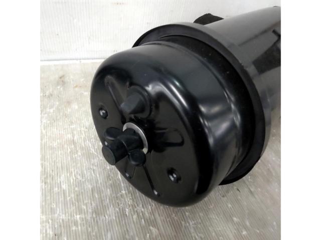 Nissan genuine
Air cleaner box + air flow sensor pipe only for Caravan/NV350
