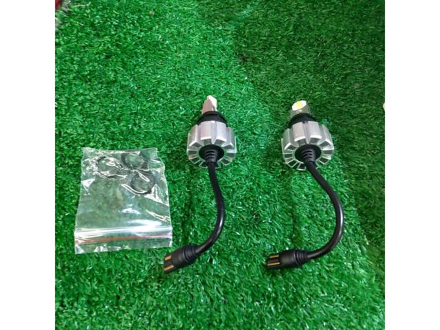 FCl
High-power LED backup lamp bulb