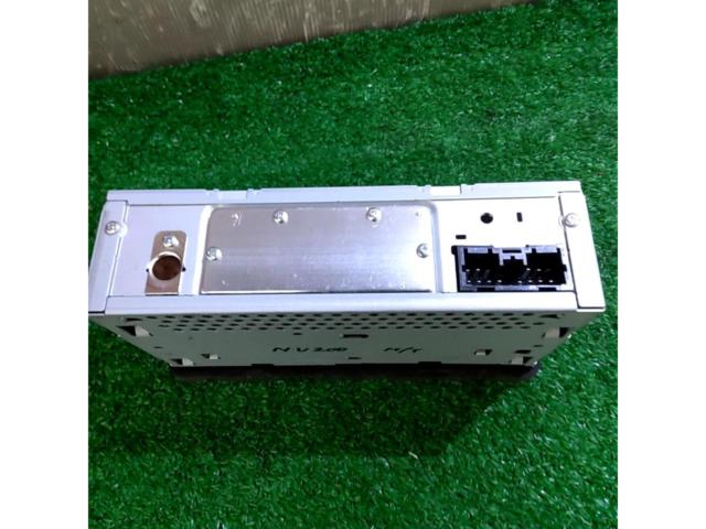Nissan genuine
Radio tuner RN-9474G-A