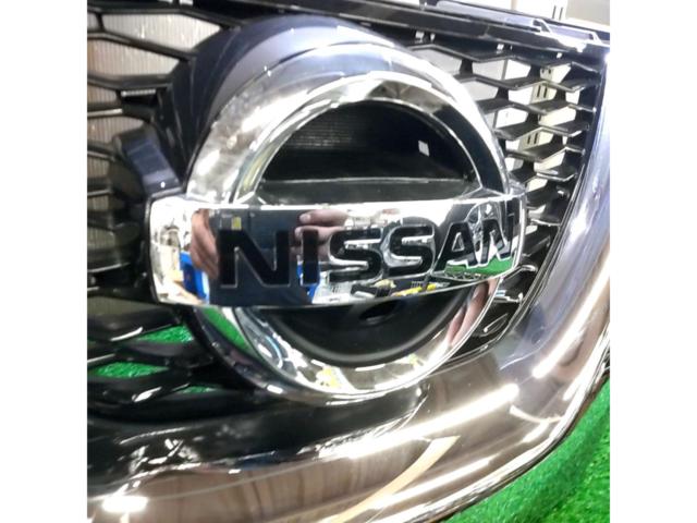 Nissan
T32 / X-TRAIL
Genuine grill