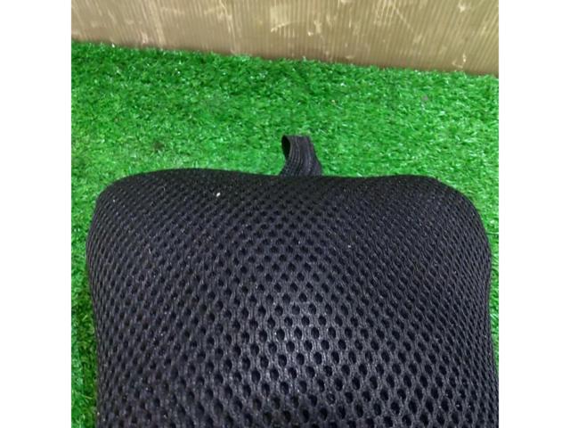 メーカー不明 メッシュヘッドレスト