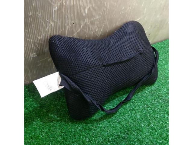 メーカー不明 メッシュヘッドレスト