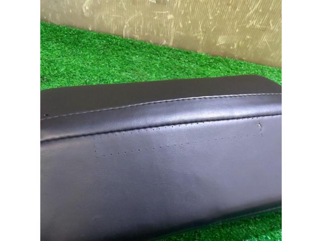 メーカー不明 汎用レザークッション