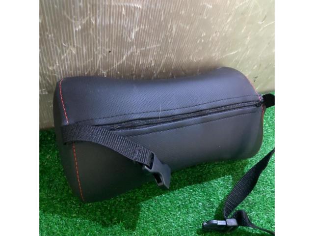 メーカー不明 レザーヘッドレスト