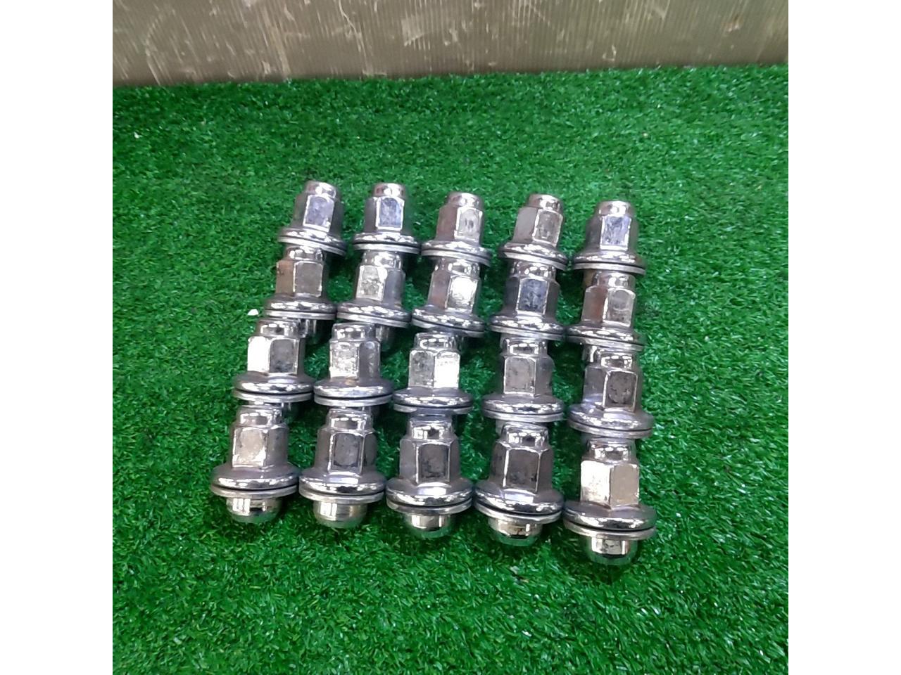 Toyota genuine flat seat nut
M14 × P1.5
20-piece set