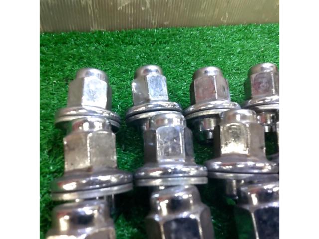 Toyota genuine flat seat nut
M14 × P1.5
20-piece set