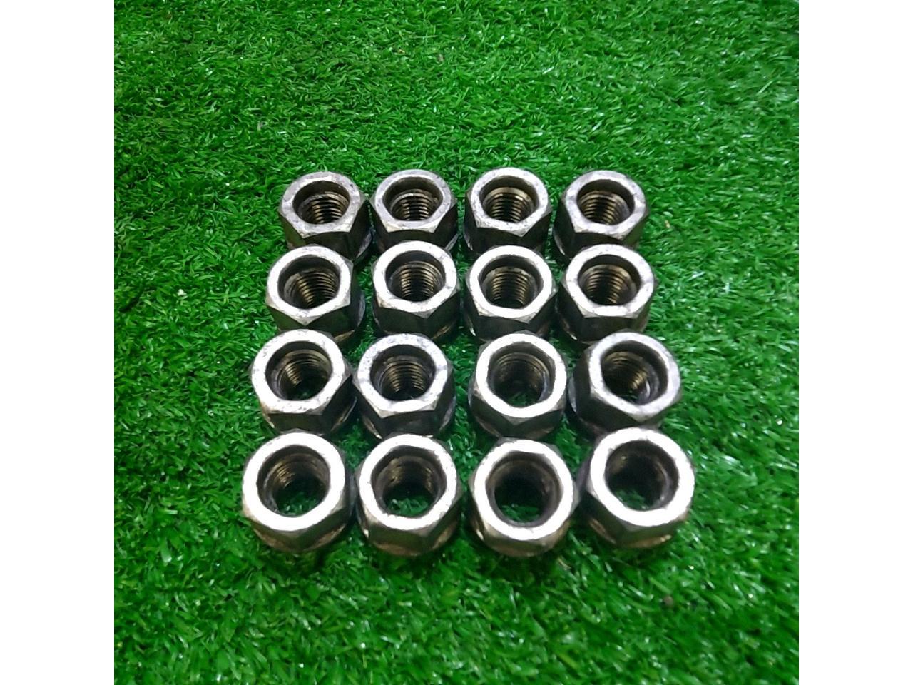 Honda
Genuine
Through nut
16 set